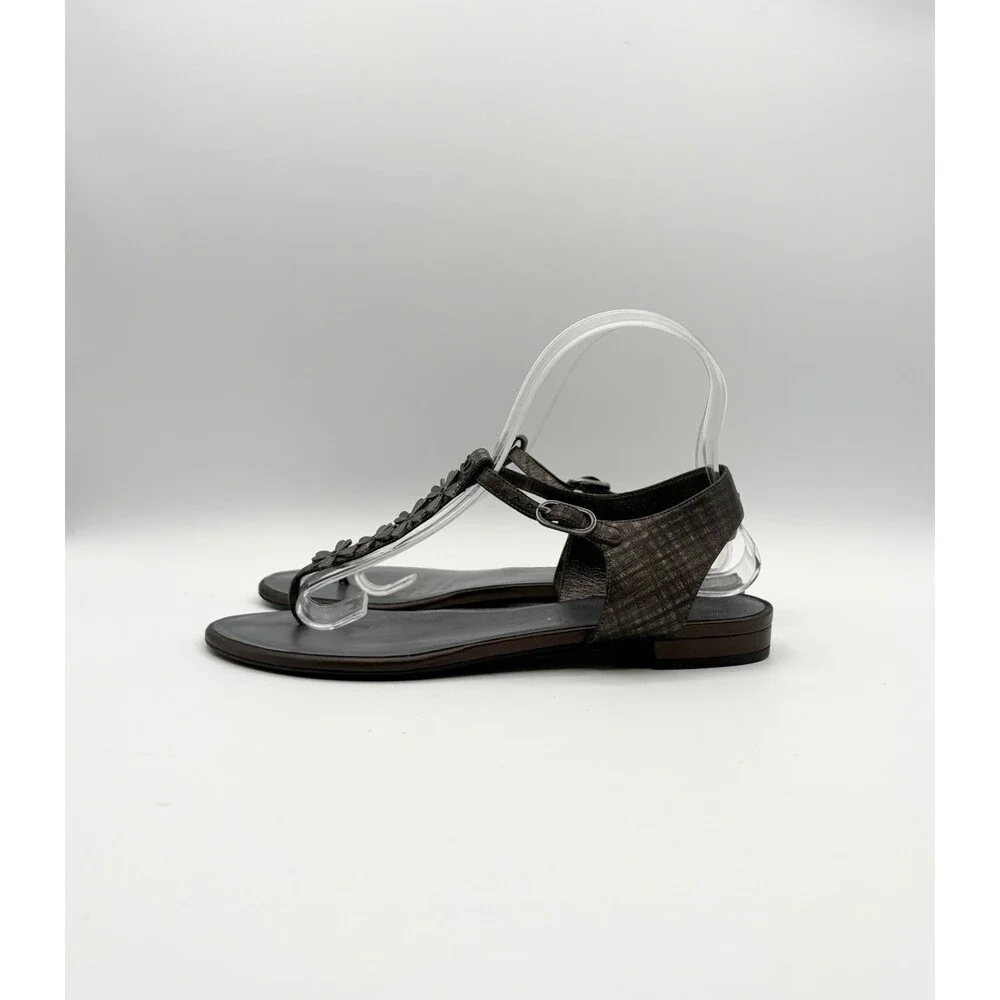 Chanel Silver Thong Sandals Camelia Flower Accents T Strap Size EU 37